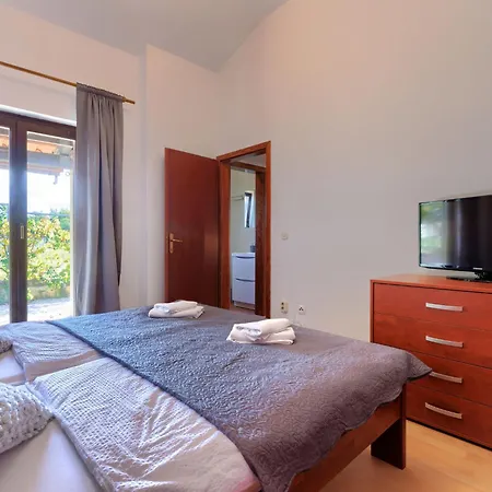 Ema By Interhome