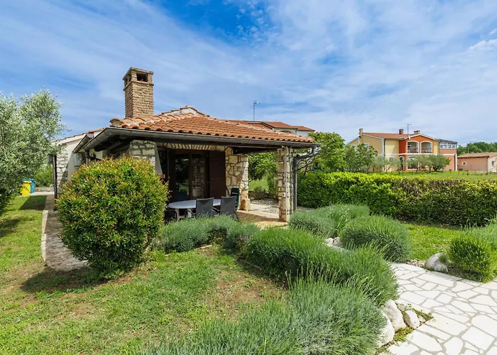 펜션 Ema By Interhome Nova Vas (Porec)
