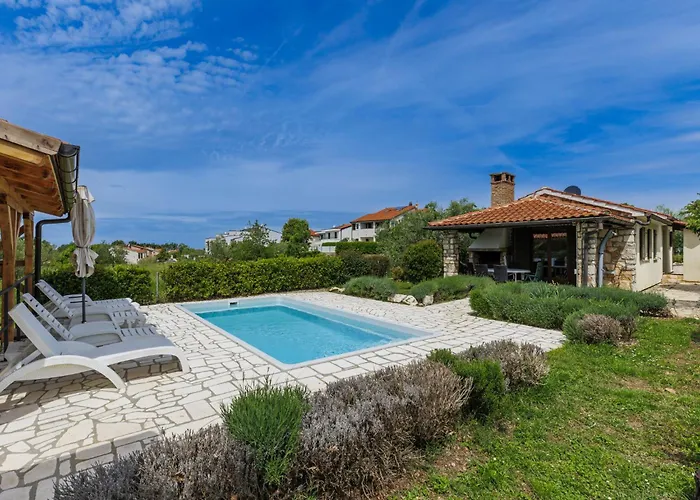 펜션 Ema By Interhome Nova Vas (Porec)