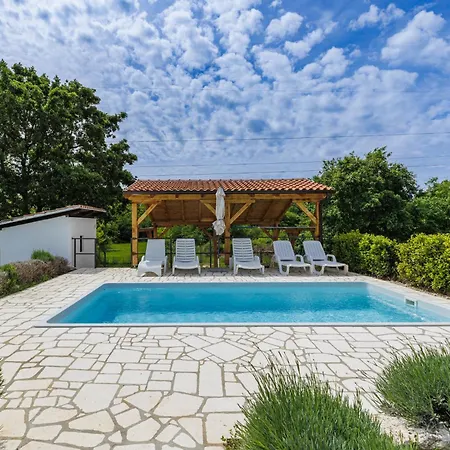 Holiday home Ema By Interhome *